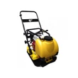 Kép 4/6 - AGT PCL100 lapvibrátor - víztankkal, HONDA GX160, 13kN, 50x53cm, 100kg