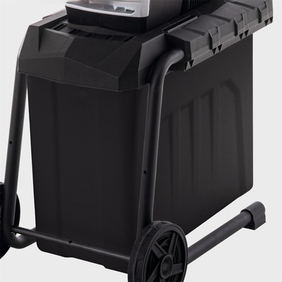 SCHEPPACH GS 70 - elektromos hengeres ágaprító 2800 W-os forgácsgyűjtővel
